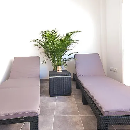 Arrecife Loft 2 *